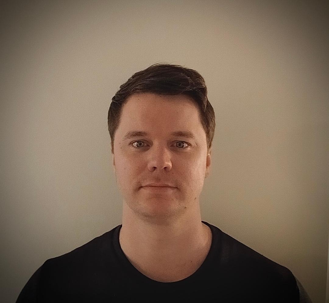 Andrew Headshot